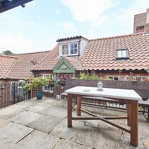 abbey-view-cottage-yo21-1ql.yorkshirehotels.net/